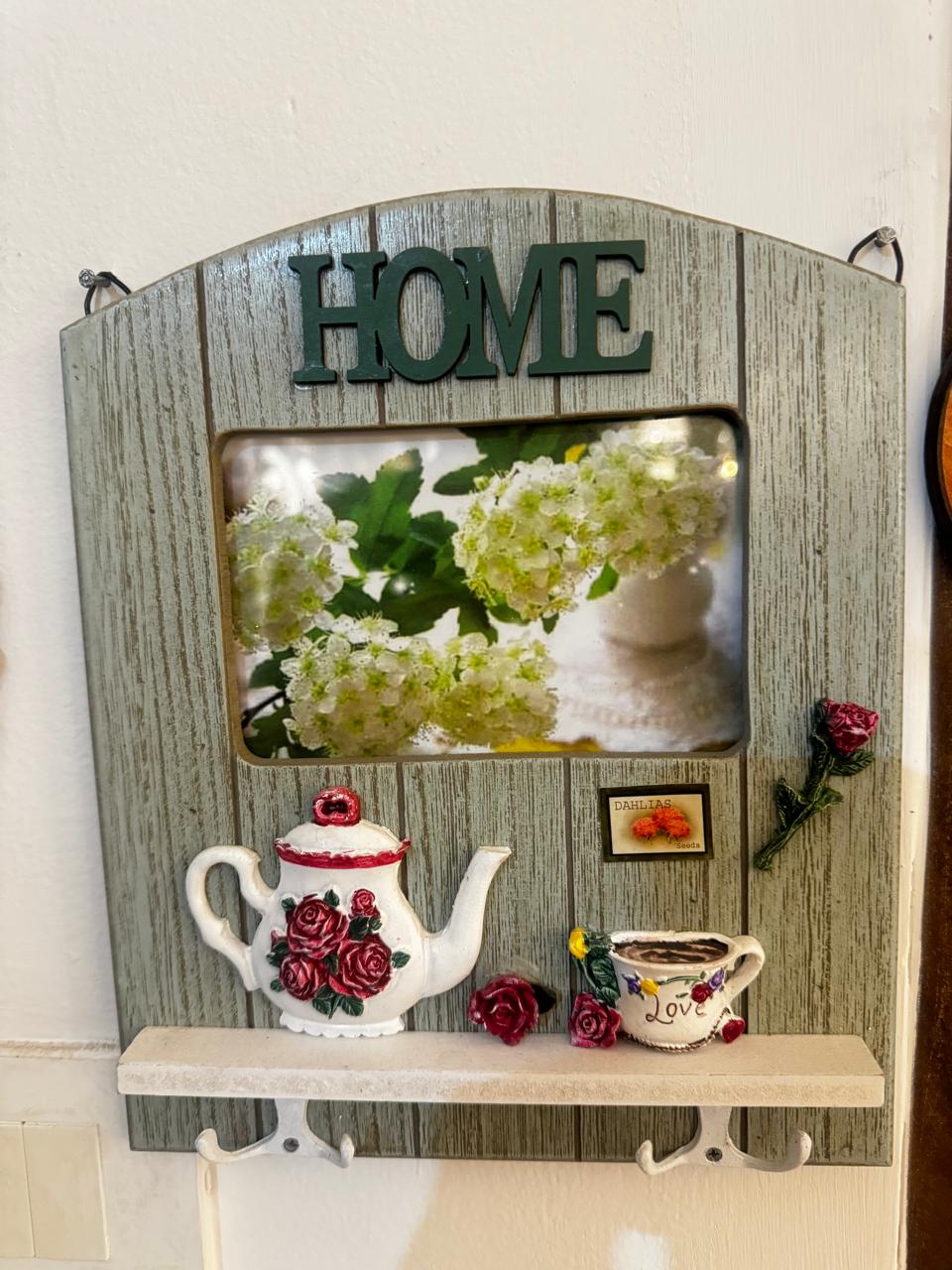 Home Teapot Theme Wooden Key Holder