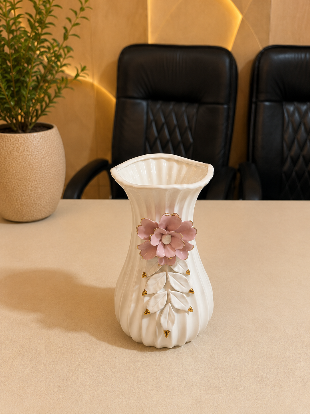 Leaf Vase , 18 inch